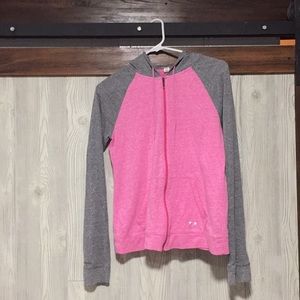 Women’s lightweight under armour zip up hoodie!